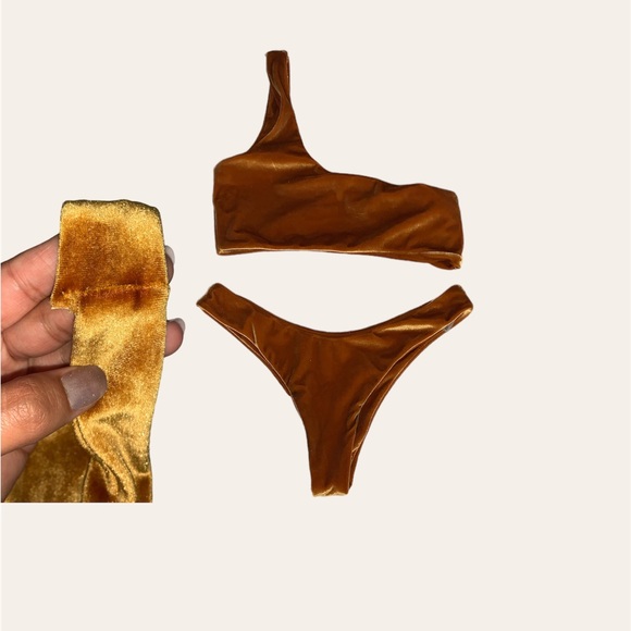 8pc Bathing Suit Bundle - Picture 4 of 5